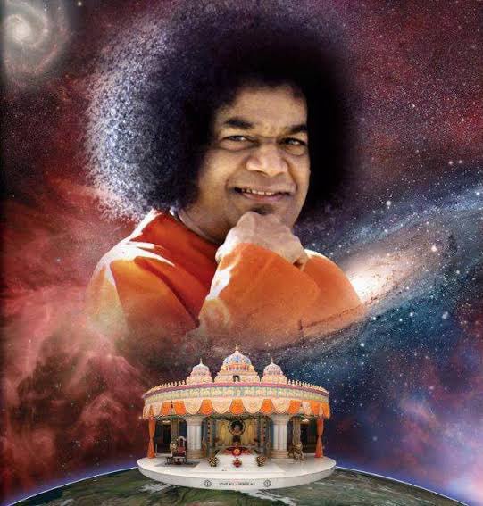 ssssoindia's tweet image. #SSSSOIndia “Every man is, to begin with, a #MessengerOfGOD . When he fulfils his duties as a messenger, he realises that he is a son of God and then achieves oneness with the Divine.” #IAndMyFatherAreONE #WEAREALLONE @Radiosaih2h @sghradiosai