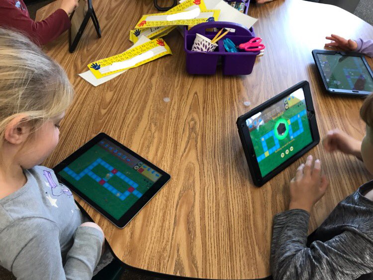 MrsLepkaWTE's tweet image. Kindergarten had their very first experience with coding using @kodable! The perseverance and grit of these students is so inspiring! #HourOfCode #WeekOfCode #FHEbobcats