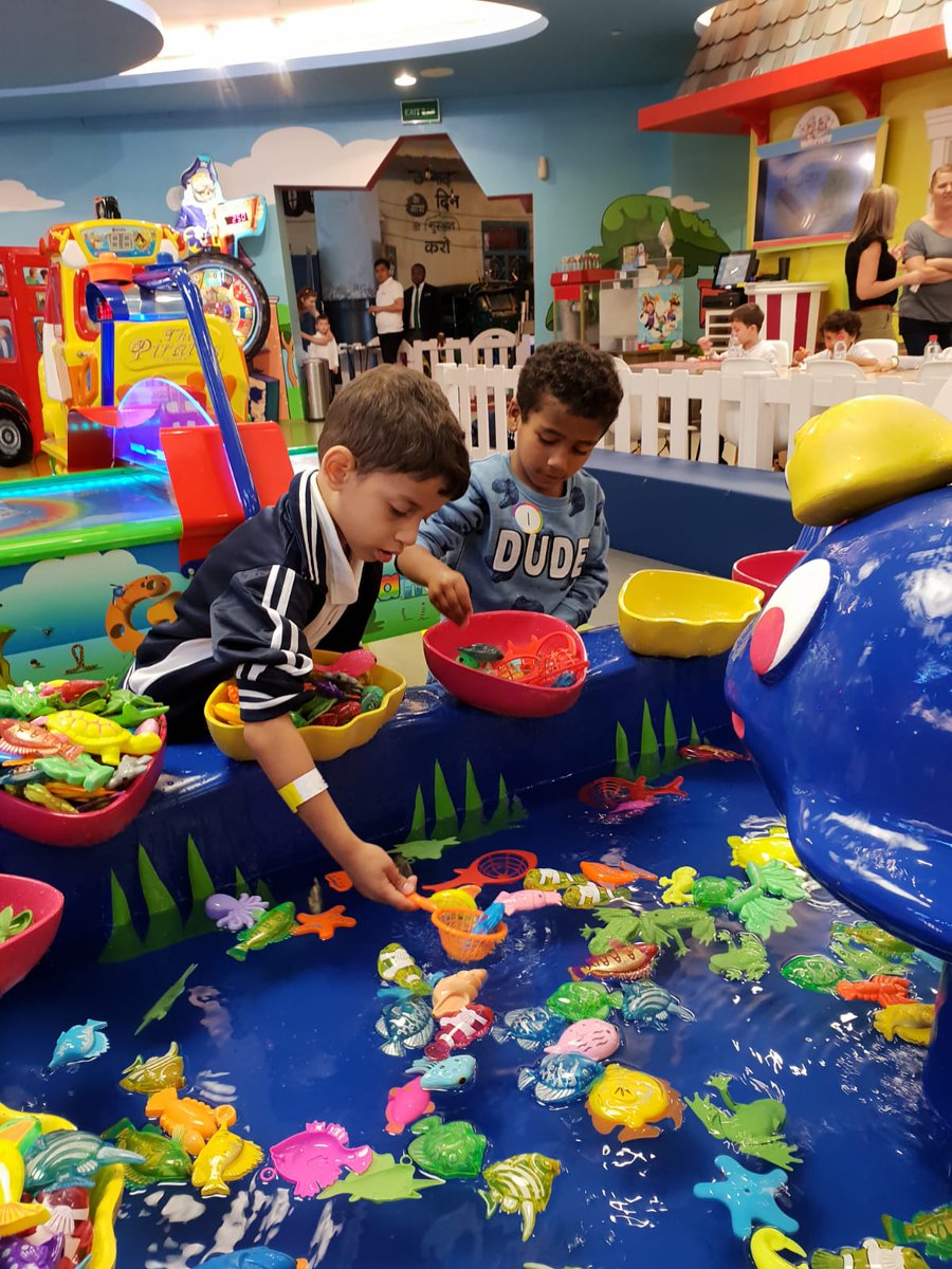 AWISDoha's tweet photo. Yesterday's FS2 trip to Miniopolis was a great success! What better way to support the learning happening in school than with your friends! #AWISLearningCommunity #communitylinks #smiles https://t.co/im0n7d3nqz