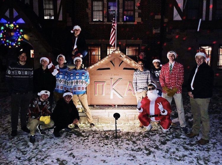 IAStatePIKE's tweet image. What better way to spread holiday cheer than with some good old fashion caroling! #HappyHolidays #rushPIKE