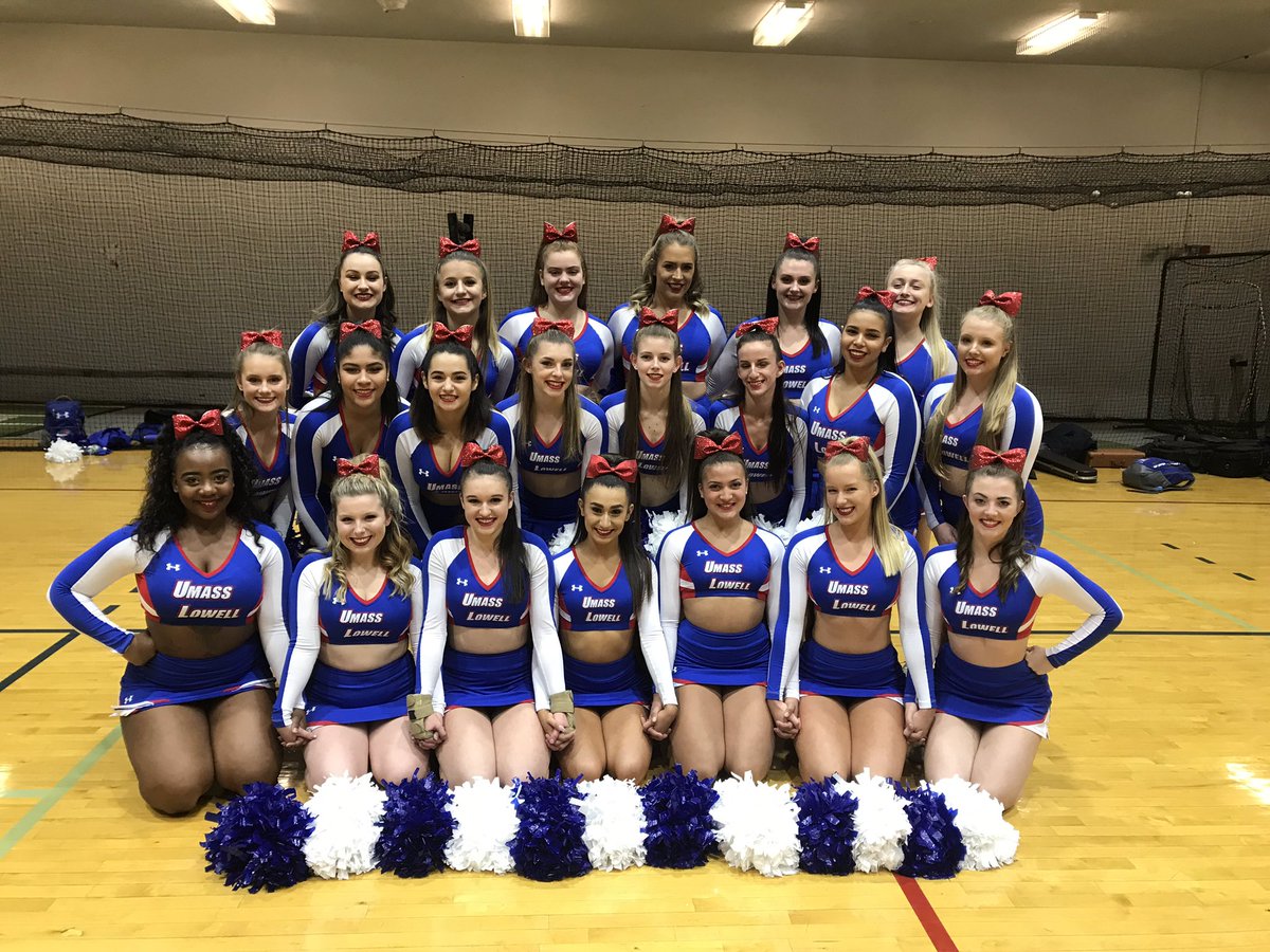 UMass Lowell Cheer tweet media