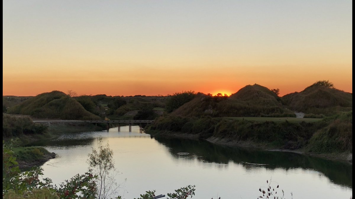 JakeM_PGA's tweet photo. Good night @streamsong #BlueCourse https://t.co/5hzTbYG00f