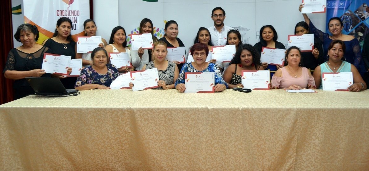 secap_ec's tweet photo. #Machala | Se entregó certificados del curso 'Creciendo por un Sueño' a 72 participantes, que forman parte del convenio con @cervecerian | #SecapZonal7 #CapacítateConSecap https://t.co/haAyfFEkwp