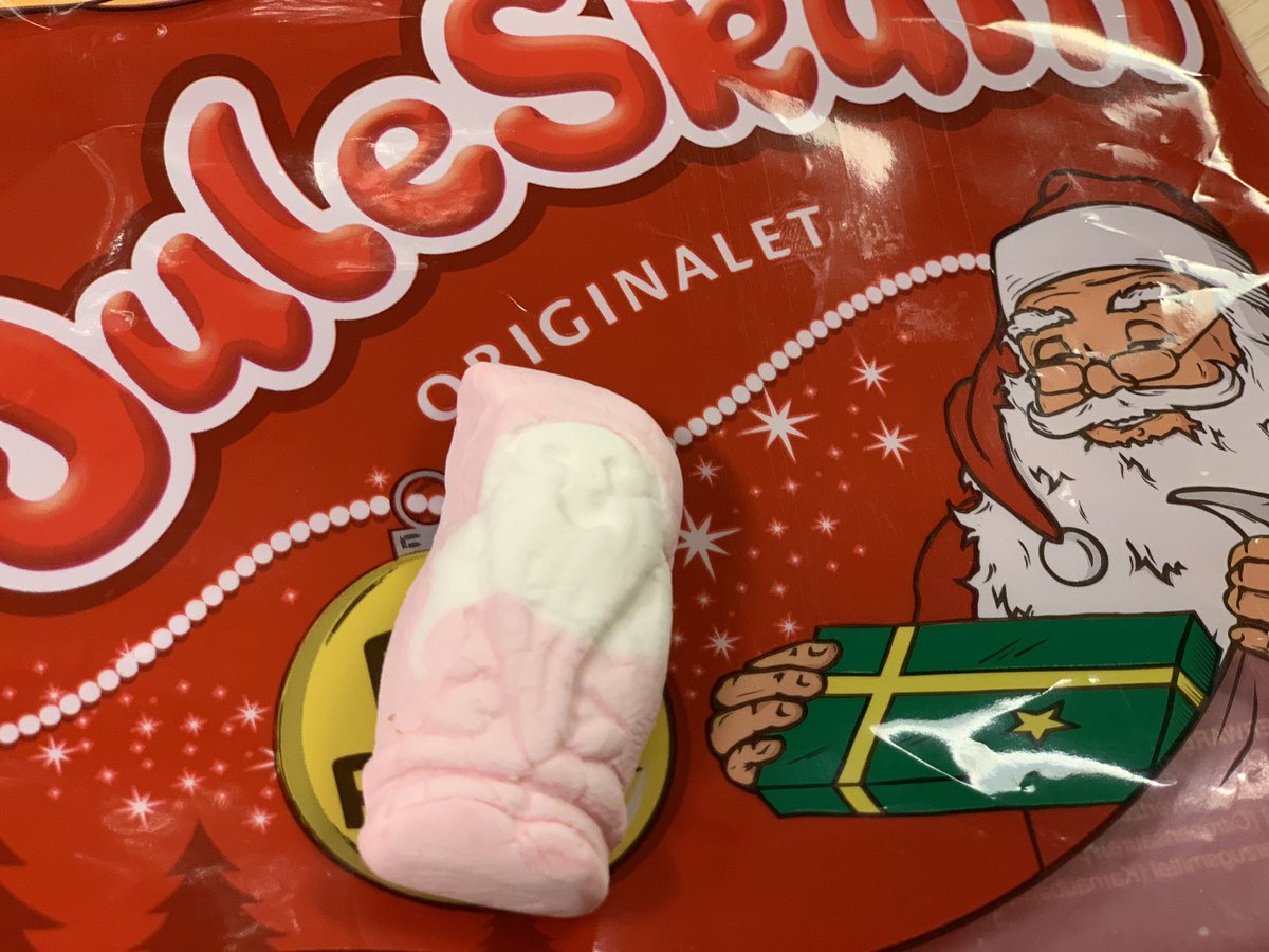 スウェーデン大使館 A Twitter スウェーデン出張から戻ってきた外交官がお土産で買ってきてくれた こちらjuleskum ユーレスクム クリスマスに欠かせないお菓子 味はマシュマロに似ていますが 食感が独特 噛みごたえがあって美味しいー