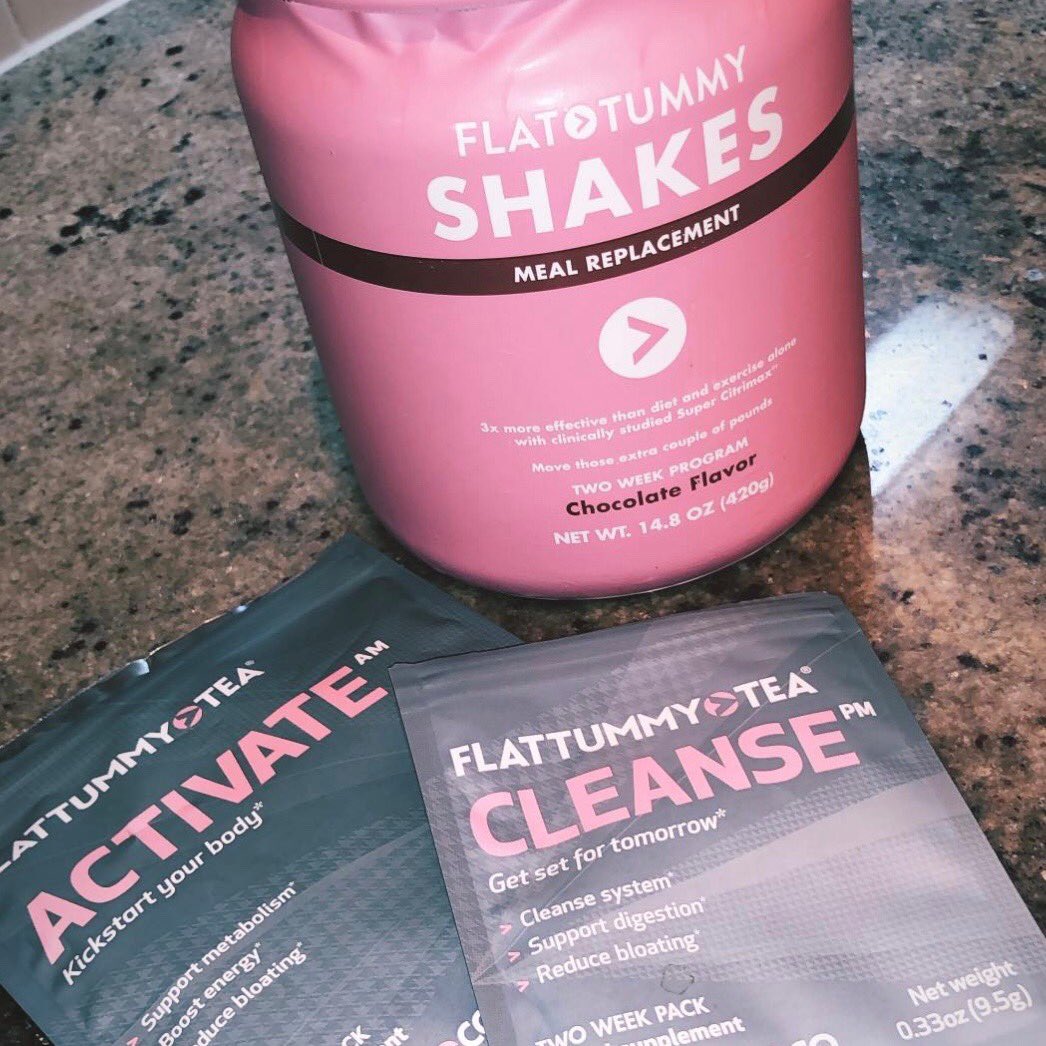 FlatTummyCo's tweet photo. Holiday essentials? You’re lookin’ at them, @mkklass. #backtoflat #flattummyco https://t.co/VJ24BL1EuO