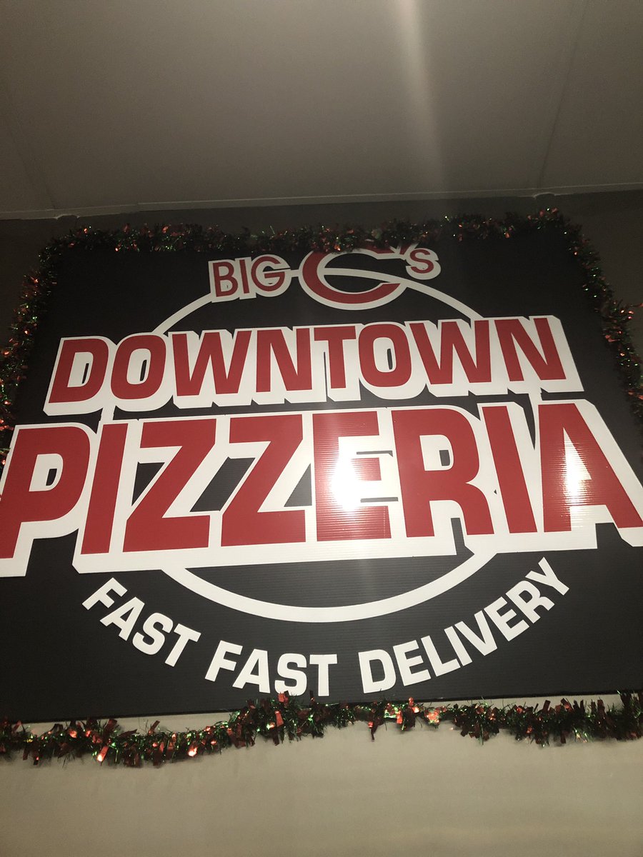 vetconsultant's tweet image. Doesn’t get much better than this in Ft. Lauderdale. #pizzaplug #FtLauderdale #food #yum #musttry #pizza