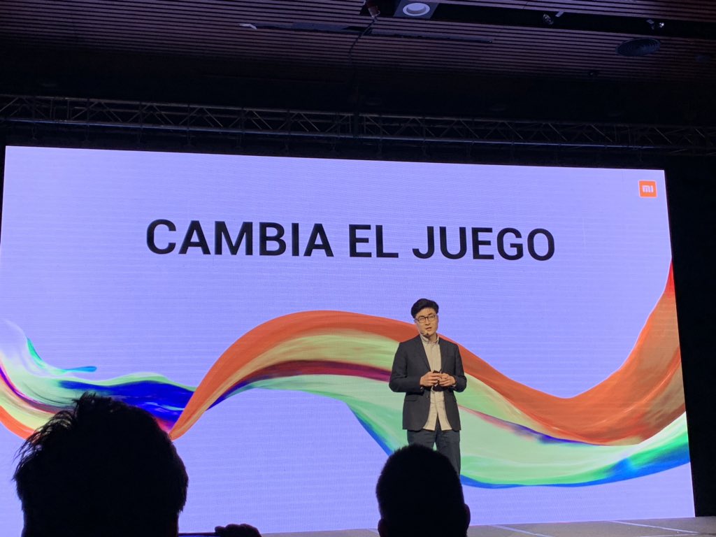 trendy_tec's tweet photo. [AHORA] Lanzamiento oficial de @ChileXiaomi y sus pilares de negocio #CambioRadical https://t.co/EEILcBDILS
