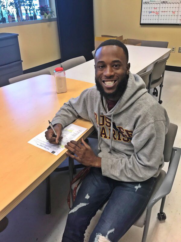 GoDjJCoreyLamar's tweet photo. If you want to achieve excellence, you can get there today. As of this second, quit doing less-than-excellent work #Bpcc2019HomecomingKING #RoadToGraduationMAY11th #BpccDJ #BpccSGA #BpccRecruiter #BpccStudentLife ... βApplication For Graduation πβ https://t.co/vDR4qFAK0V