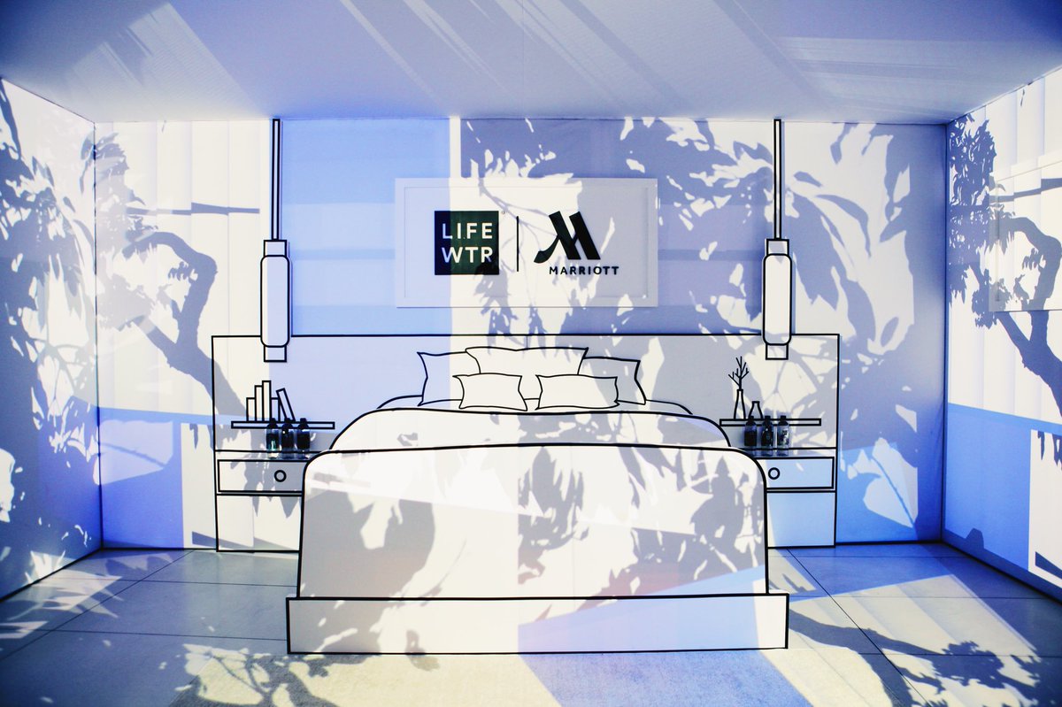 Marriott's tweet photo. Hello from NYC 👋🏽 We’re introducing our refreshing partnership with @LIFEWTR at #Oculus today with an exclusive #popup where you can create your own room with #AugmentedReality. #UnlockingInspiration #MarriottHotelsxLIFEWTR https://t.co/C45Q4xJ4EJ