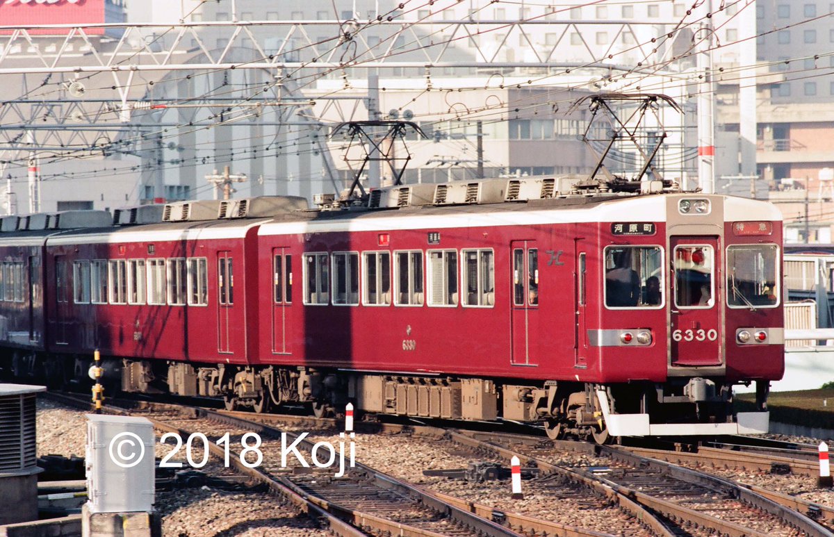 小豆色の疾風 阪急電車 阪急6330 また例によって古い写真ですが 原形時代の6330fです あまり撮っておらず なかなか満足の行く写真が撮れないまま 鬼籍に入ってしまいました 小豆色の疾風 阪急電車 阪急6330 また例によって古い写真ですが 原形時代の6330fです あまり撮っておらず なかなか満足の行く写真が撮れないまま 鬼籍に入ってしまいました
