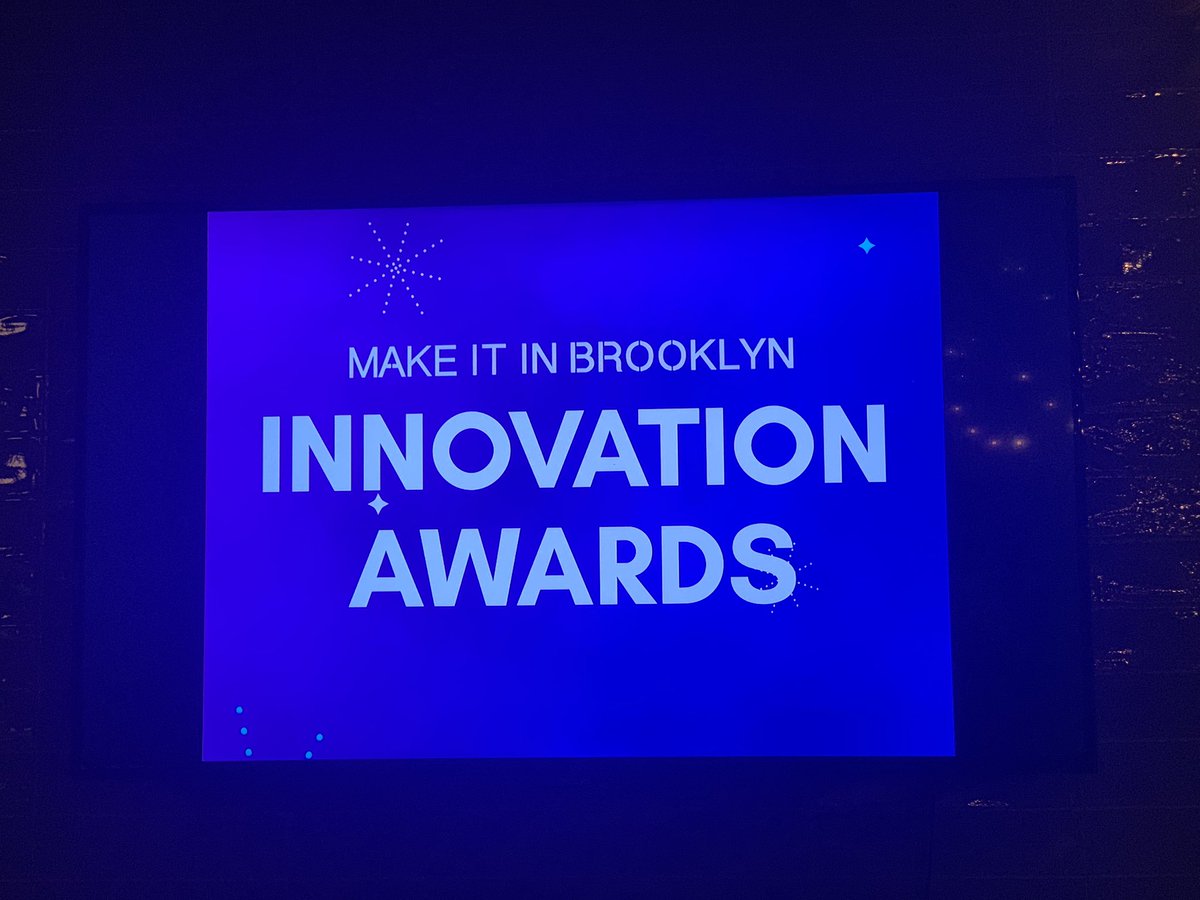 HylasEnergy's tweet photo. Celebrating the Holidays with the @DowntownBklyn and all the amazing startups on the ticket for awards. #brooklyn #hylasenergy #downtownbrooklynpartnership #innovationaward #foodwastetoenergy #design #biogas https://t.co/gGHTKg0CXh