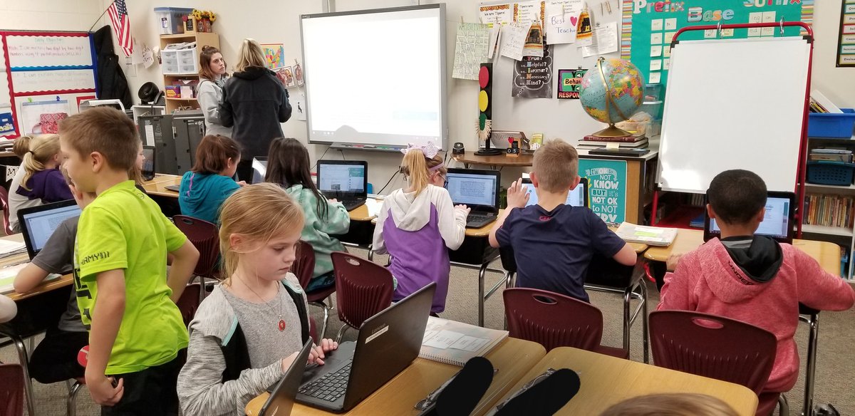 MrsGrage's tweet photo. Students enjoyed using @Seesaw tools to identify main ideas and practice adding comments to the work of other classmates. @MsDraeger @Chelsea_Tigers #chelseapride https://t.co/omb1zV9Exg