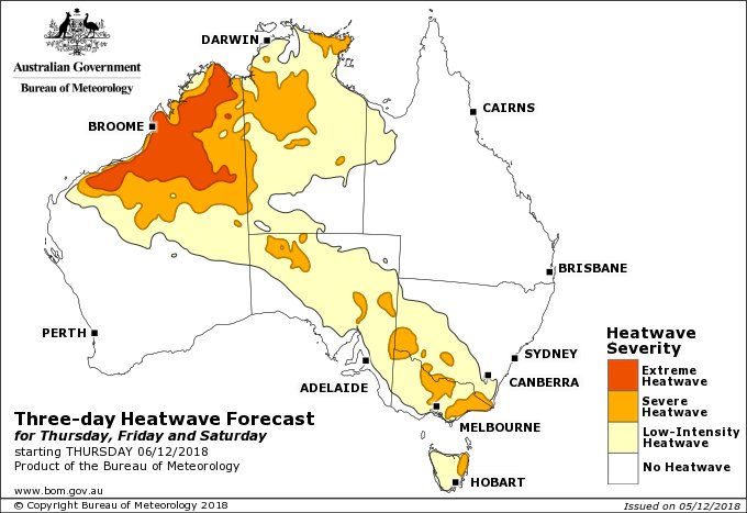 BOM_NT's tweet photo. Severe to extreme #heatwave conditions have caused records to tumble. Yesterday #Borroloola reached a maximum of 44.6C, an all-time record. While overnight #Darwin (29.9C) and #MiddlePoint (27.2C) recorded their warmest ever nights. For more see https://t.co/0xpTXJ0v4a https://t.co/kUgGLtFFMF