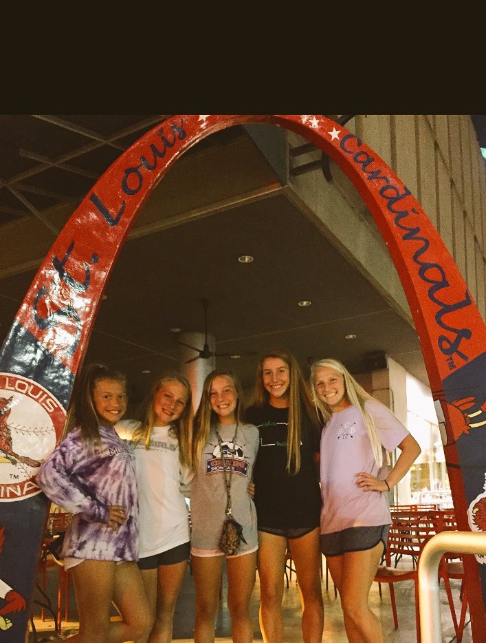 happy birthday katie! hope 17 treats you good🎉🎉 <a href="/kburner23/">Katie Stoneburner</a>