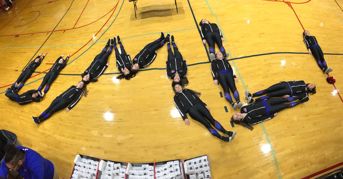 UML Dance Team tweet media