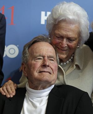 #POTUS  &amp; #FLOTUS #BUSH #41 THANK YOU