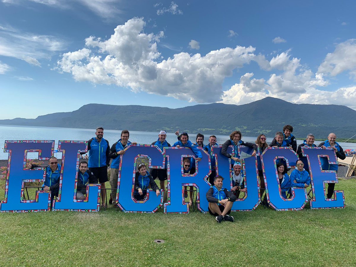Amazimg moment with part of <a href="/InsudPharma/">Insud Pharma</a> team. All set to start #ElCruceColumbia 100km race 3 days in the Chilean Patagonia. Privilege to share it with such an unique team