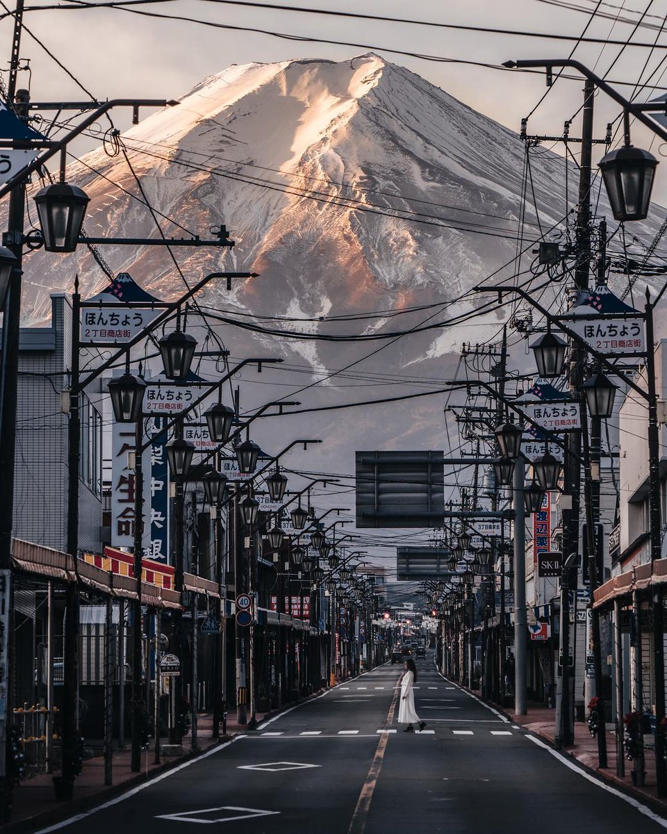 🗻 #WHPLayers https://www.instagram.com/p/BrBmyx_h9yy/