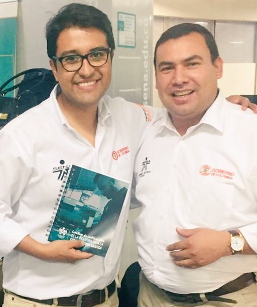 HenryLuna_S's tweet photo. Subdirector Jhon Fredy Vargas, socializó los resultados de la  experiencia del primer piloto del Catálogo de Cualificaciones en la Industria de la Comunicación Gráfica, sector pionero en la creación de estos catálogos. 💪👏 https://t.co/brz9PAAY18