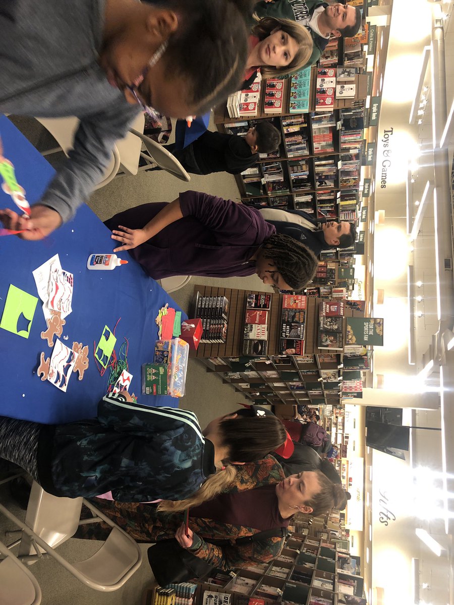 Daisy Garcia On Twitter The Hbe Basketball Team Representing At