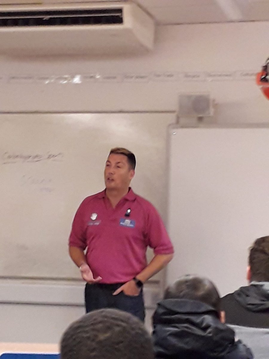 MPSWestminster's tweet image. #BullyingEndsHere continued with @VpcWestminster yesterday evening  with @tadmilmine &amp;amp; @MetMPIAA presenting to our cadets #ItsNotOk #LetsEndHate #WeStandTogether #proudtobeyourfriend @metpoliceuk