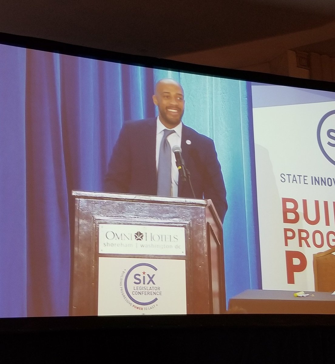 DelCiaPrice85's tweet photo. I also saw @TheOtherMandela again (he was at NBCSL too!) and I was inspired by his closing push for us to take all that we had learned at #SiXConference to go make a difference in the lives of those who need it most. https://t.co/QEc8gVyOWg