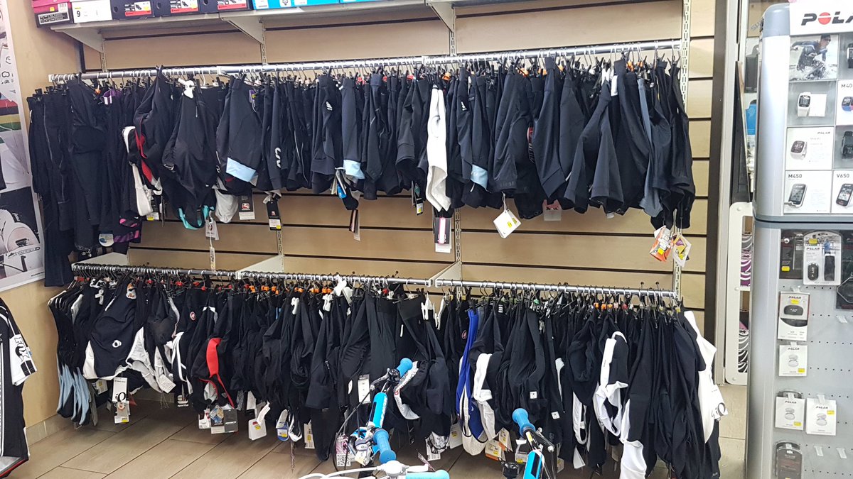 Less 25% on all cycling clothing including brands like Assos, Giordana, Sportful , Santini and many more . Offer ends Saturday 08 December 2018. #cycling