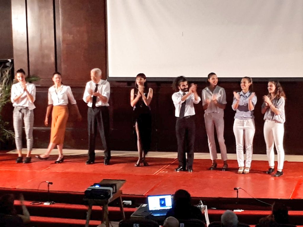DrCormi's tweet photo. Muy agradecido con todos. #DiaDelPodologo #AulaMagna #Ochentap #Show https://t.co/ARql8Bf3ZS
