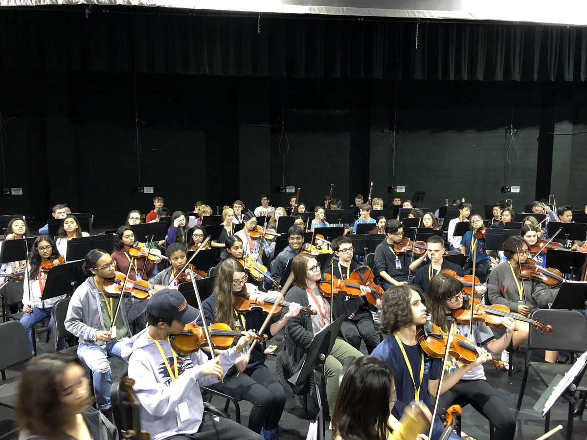 CyWoodsOrch's tweet photo. Cy Woods Orchestra, Band &amp; Choir unite to rehearse Rutter’s Gloria. Amazing students and coworkers make this collaboration possible. Thank you @cywoodschoir @CyWoods212 @cywoodschoir @cywoodwildcatband https://t.co/iTKXy0SX8u