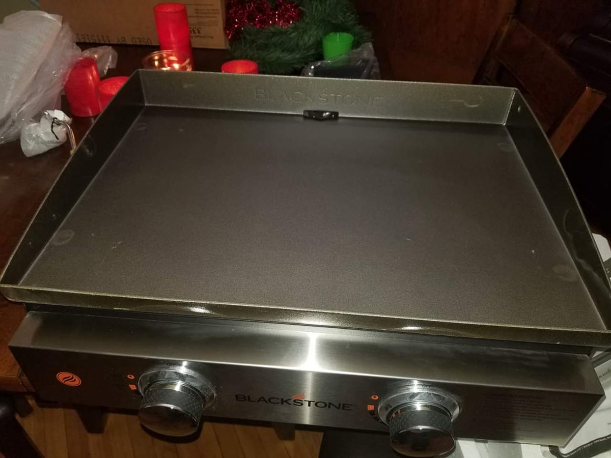 ChefWill43's tweet photo. My 2 New toys! #ChefWill #CookingIsMyPassion https://t.co/nPmDl8tHQB