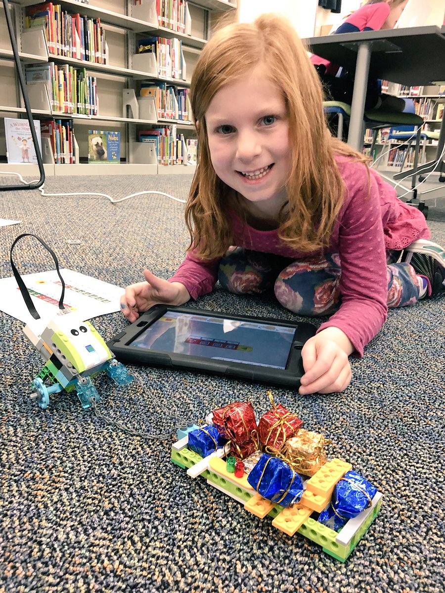 Olsen_BH's tweet image. #BHsailors are coding their way through a 𝕎𝕚𝕟𝕥𝕖𝕣 𝕎𝕠𝕟𝕕𝕖𝕣𝕝𝕒𝕟𝕕 this week for hour of code! #kinderscancode