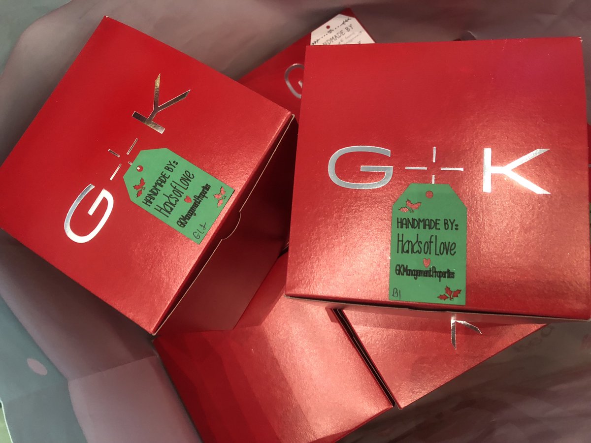 GoldrichKest's tweet photo. Our seniors knitted gifts and then donated them to children at the Shriner Hospital! #GoldrichKest #GKManagement #PropertyManagement #JustLiveIt #HolidayDonation #ShrinersHospital #HandsOfLove #handmade #knitting https://t.co/WgNUP15jzi