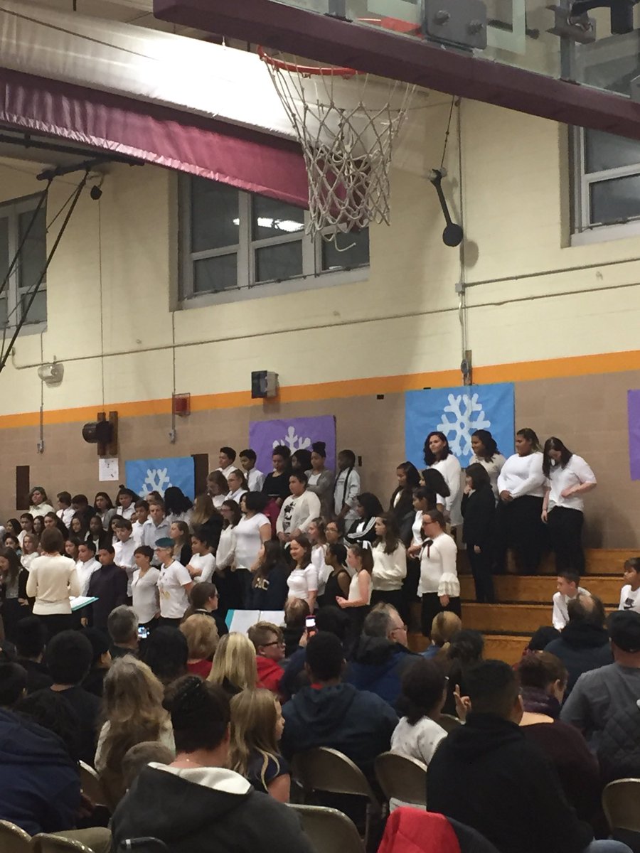 eevanosky tweet media