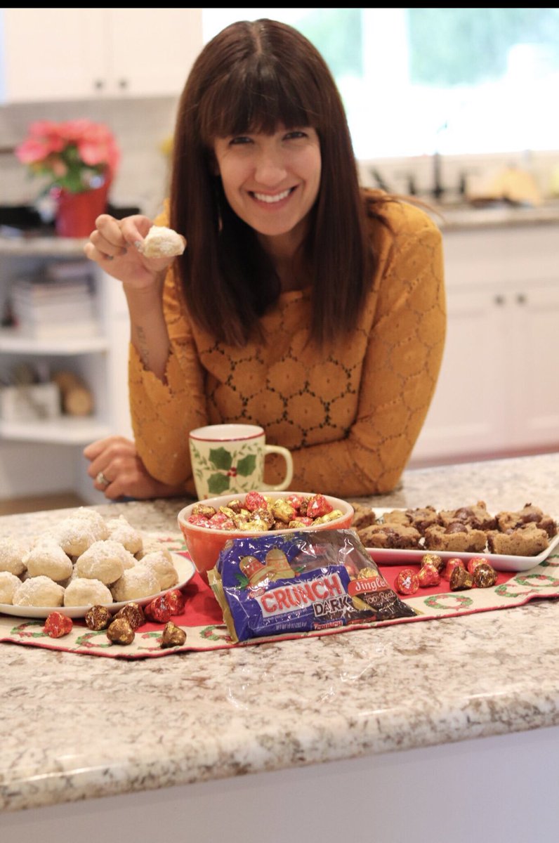Getting all the things done early this season! Using #crunchjingle bells to make it all delicious #ad #crunch