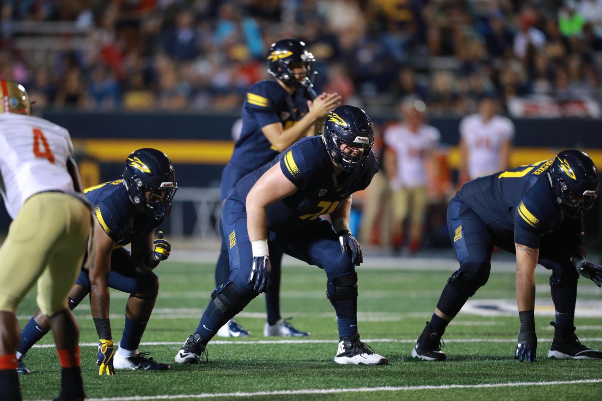 Bless to receive an Offer From the University of Toledo <a href="/Coach_K2/">Kerry Dixon II</a> <a href="/WEMAKEMONSTERS/">NATURESFINEST</a> <a href="/Mikecampos80/">Coach Campos</a> <a href="/Andrew_Ivins/">Andrew Ivins</a> @Rivalsfbcamps <a href="/ToledoFB/">Toledo Football</a> #Rockets