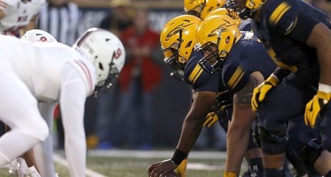 jdenis658's tweet photo. Bless to receive an Offer From the University of Toledo @Coach_K2 @WEMAKEMONSTERS @Mikecampos80 @Andrew_Ivins @Rivalsfbcamps @ToledoFB #Rockets https://t.co/GnKv41KjKP