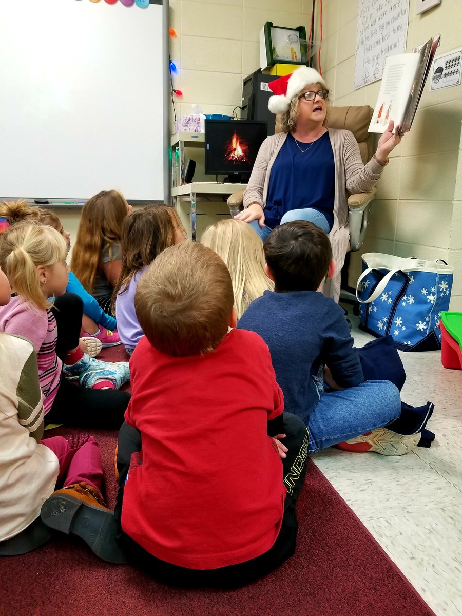 SawyerKinder's tweet photo. @mrssechler We loved having you! 🎄📚 https://t.co/lznyfW4Rb6