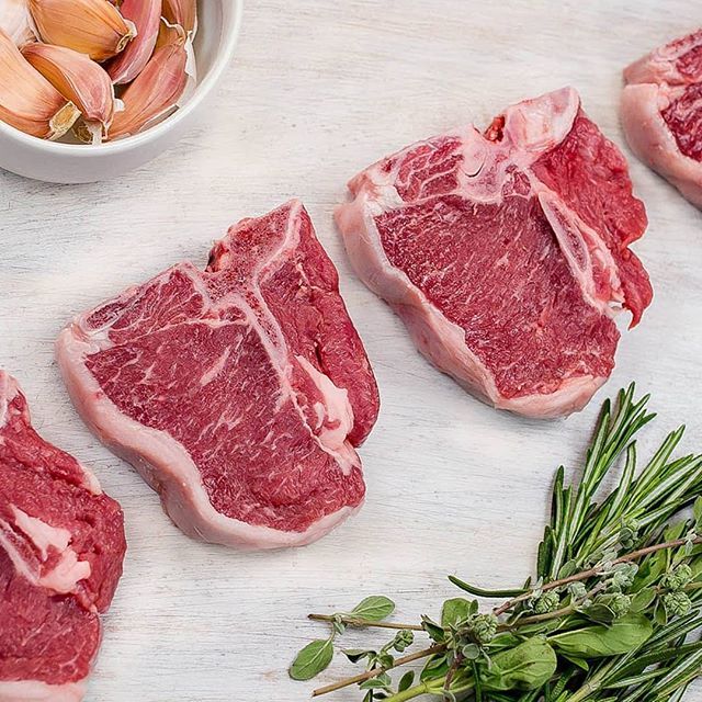 The marbling on our humanely-raised loin chops creates a tasty crust when grilled or broiled. These cuts are hand-processed by artisan butchers, ensuring each and every chop is USDA Choice quality or above. ift.tt/2PlzaQp