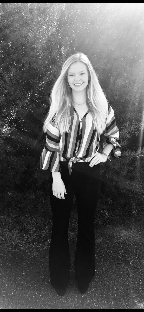 theonlyBA10's tweet image. What happened to my little girl 😪. Time flies. Love u @AbiAnnett. U sure growing up. #tofast #beautiful