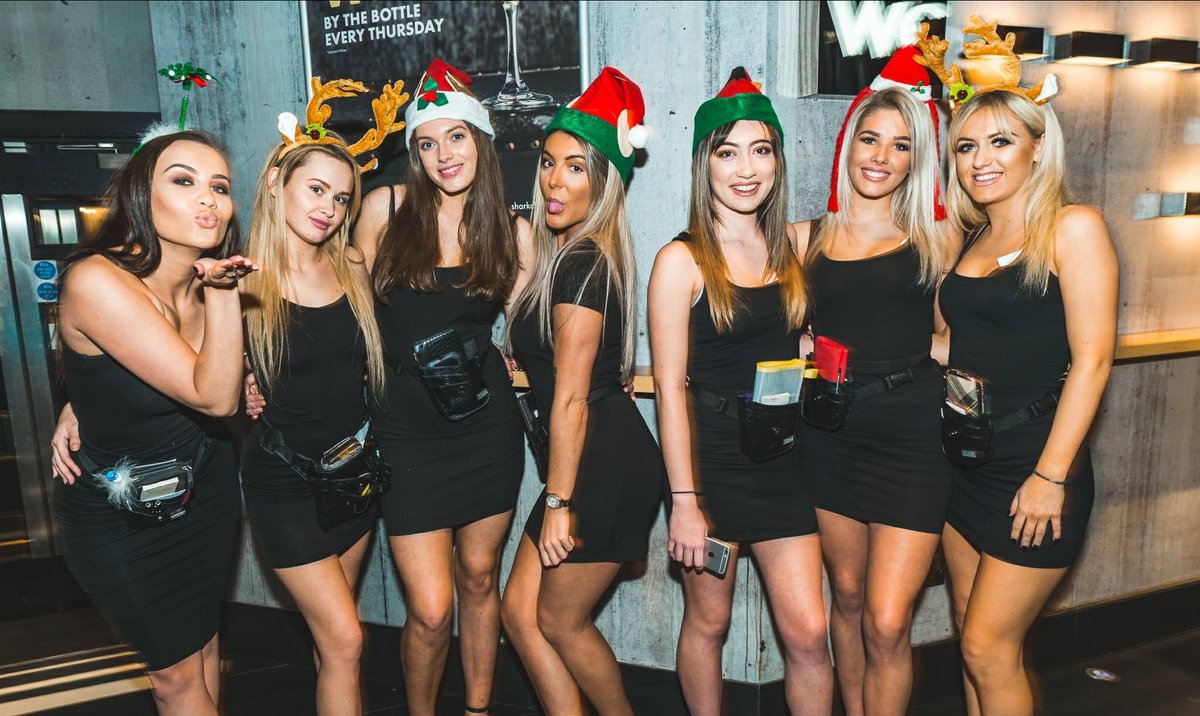 SharkClubUK's tweet image. 🎁 SPEND CHRISTMAS AT SHARK CLUB🎁 

✨ Beer Pong
✨ Drinks Packages
✨ DJ on Friday and Saturday night!
✨ HIRE OUT our VIP area!
✨ Two private function rooms

✉️ meetings_newcastle@sandmanhotels.co.uk ☎️ 0191 229 2612

#SharkClub #GameOnSC