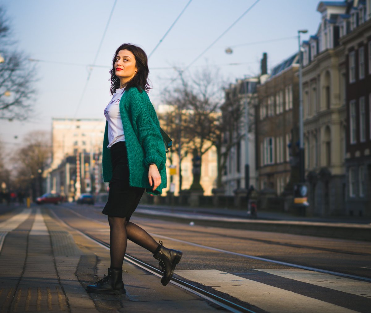 TubinoAmsterdam's tweet photo. Would you choose for cool Timberlands or elegant pumps to wear under your pencil skirt? Your outfit gets a different look, thankfully you can wear both! ๐คฉ
https://t.co/B2OhW6g0yG
Photo: Dimage Media
#tubino #amsterdam #perfectbasic #musthave #pencilskirt #stoer #elegant https://t.co/6xQaxNgjtA