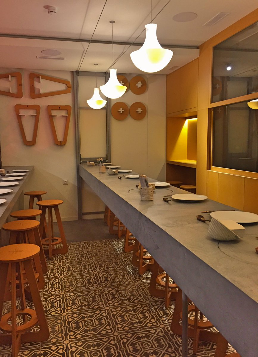 teranyblanco's tweet photo. Abre sus puertas #lume de @lutafona #unaestrellamichelin #luciafreitas&amp;teranyblancoarquitectos.....espacios pensados https://t.co/HBQ1Y8Ookl