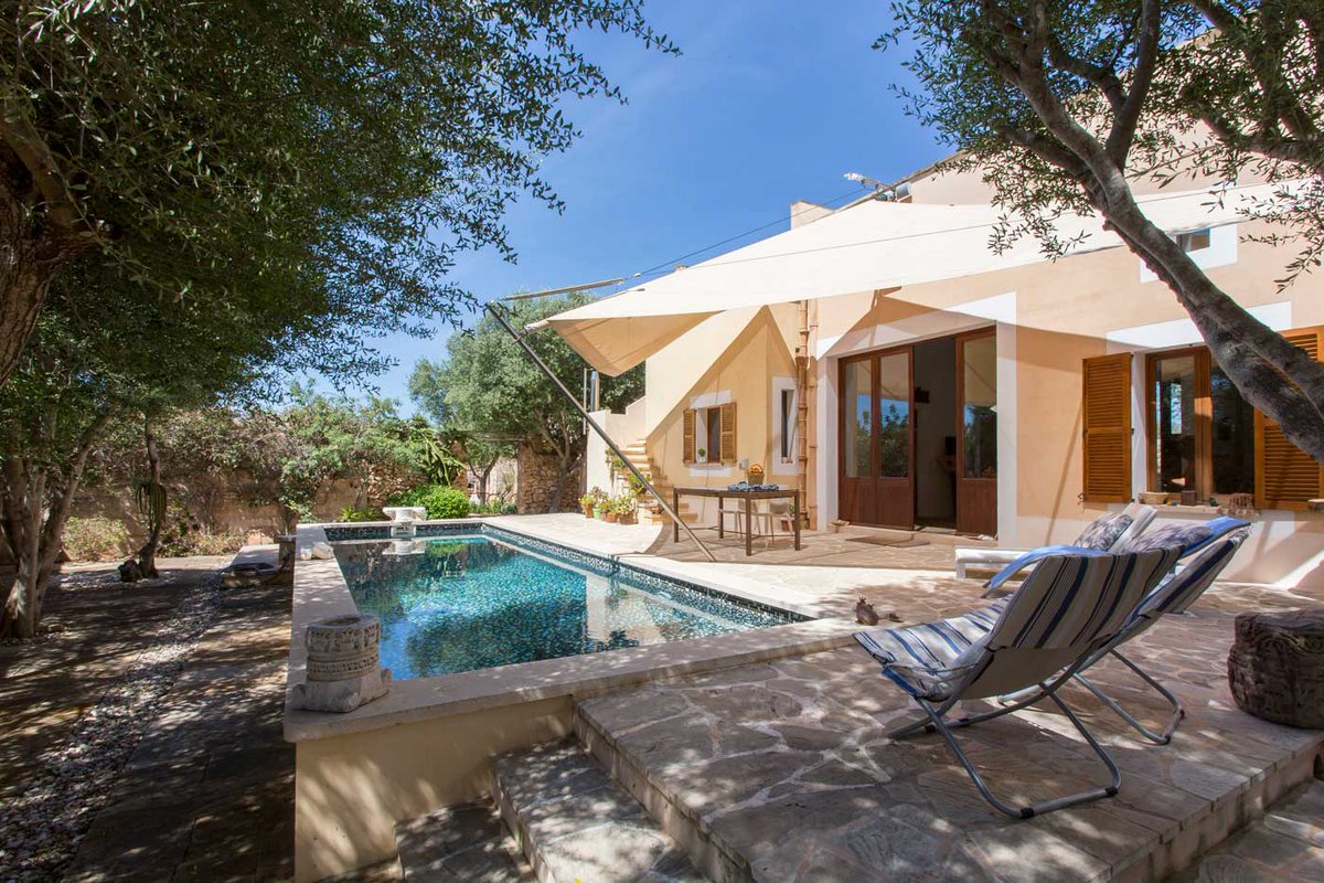 ExploraYoga's tweet photo. SWAN Yoga Retreat Mallorca (Spain)
Residential or non-residential Yoga retreat in Spain
https://t.co/vgSPFnvSPt #Spain #YoagaRetreat #YogaRetreats #Explorayoga @swanyogagoa #Yoga #YogaHolidays #CalaLlombards #BalearicIslands https://t.co/oQNEh9liGa