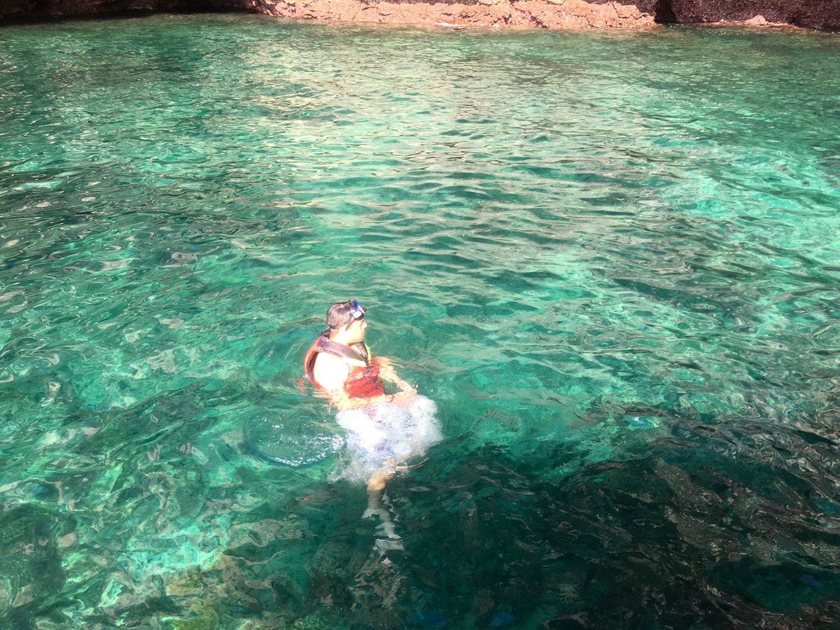 #ThrowbackThursdays to our trip to #Thailand last year in December. It was before we started blogging, Twitter, Instagram and Pinterest. So much has changed in 1 year. This time our trip to Thailand in 6 days is going to be so different. #toasttothailand #travel