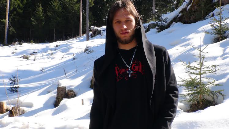 ❄️🧤 Frosty...  ❄️ <a href="/SecruvicE/">Daniel</a> #Austria wearing #painvsguilt thermal #winterfasion 🏔️❄️ Product exclusively available at painvsguilt.com #onlineshop 🛒🧾
