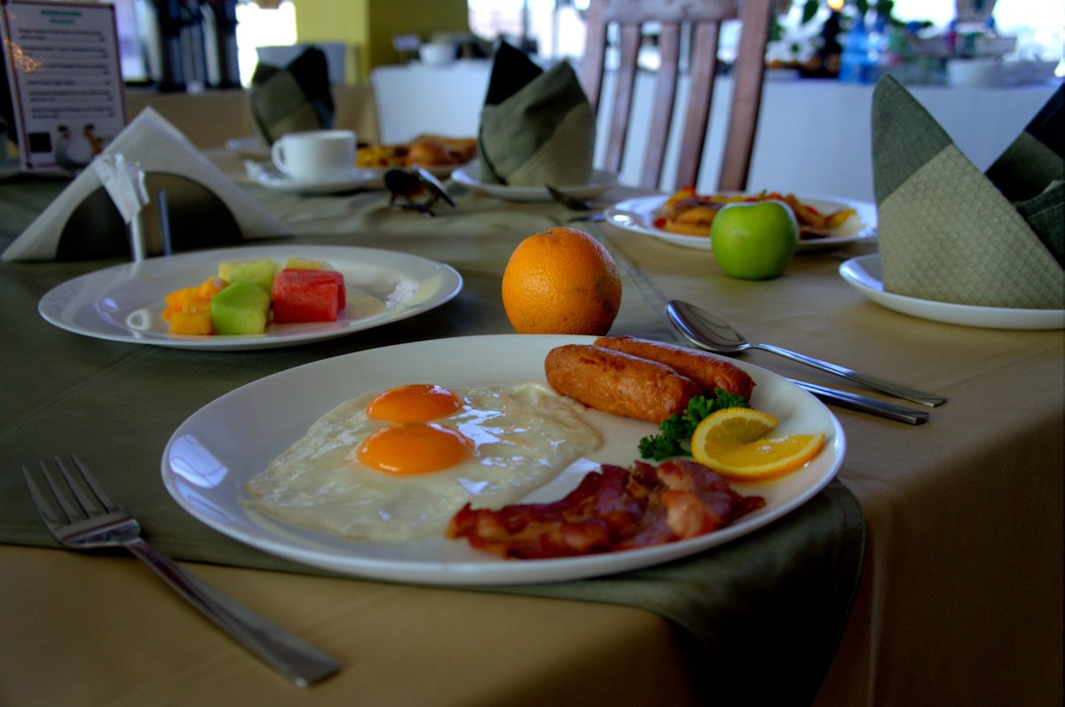 HotelEmeraldNBO's tweet photo. Good morning wonderful people,breakfast is still on..#mostimportantmealoftheday #breakfast #loveonaplate #allyoucaneat #buffetbreakfast https://t.co/YVeBnmbpFe