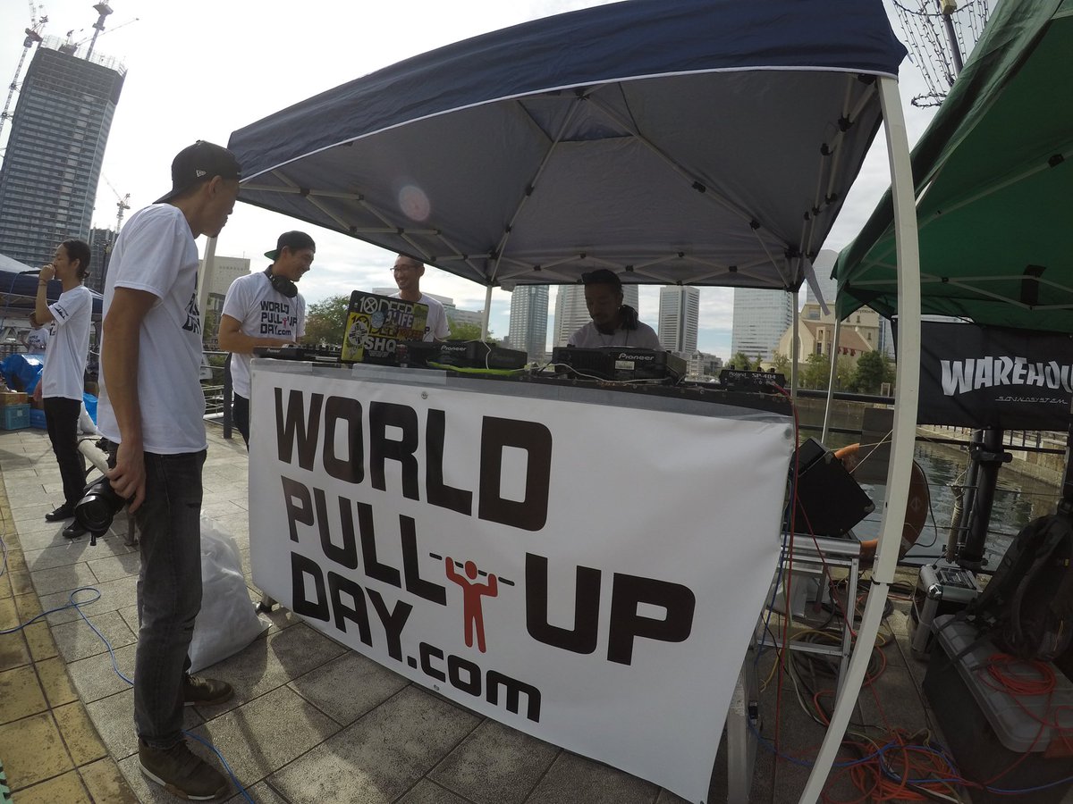 WPD_yokohama's tweet photo. WORLD PULLUP DAY 2018 in YOKOHAMA
.
Thank you for coming!
.
#世界一 #懸垂横浜 #worldpullupday
#pullups #懸垂 #ケンスイ #dj #reggae #昭和歌謡 #hiphop #soundsystem #音楽 #music #横浜 #みなとみらい #桜木町 #yokohama #鉄棒 #写真 #思い出 #動画 #ショートムービー #オリンピック #夜景 https://t.co/2GDs5d1tXM