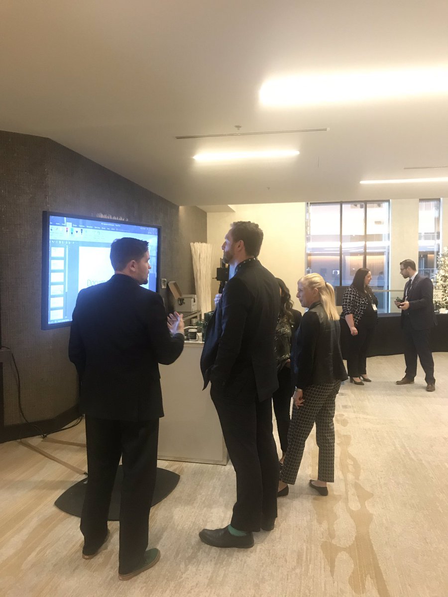 Pacific !! We had a blast at regional summit thank you for being so engaging &amp; sharing your ideas at our Aces zone! #teamaces  @MauroManzi_TD <a href="/AndyCribb_TD/">Andy Cribb</a> <a href="/mohit_veoli/">M Veoli</a>