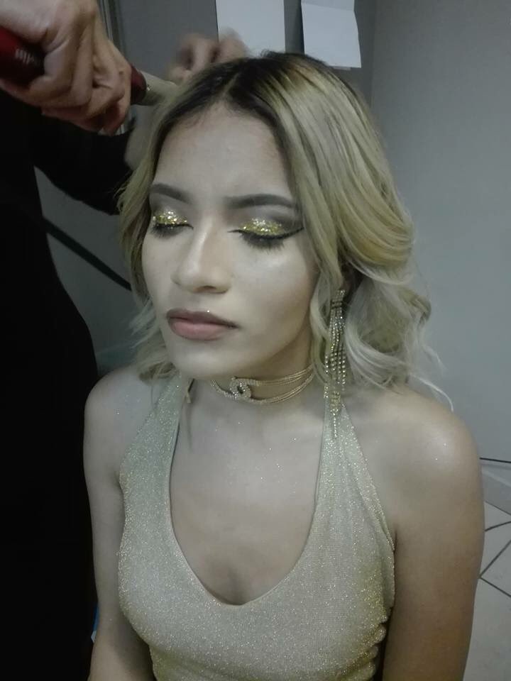 wassimkgilbert's tweet photo. Hire me for: 

•Matric Dances 
•Weddings 
•Photoshoots and Music Videos 
•Any special occasions 

Makeup By Simo 😻#mua #reasonableprices #beatyourface #slayallday  

Dm me for price list 👍🏼 https://t.co/mIAGyTZBYi