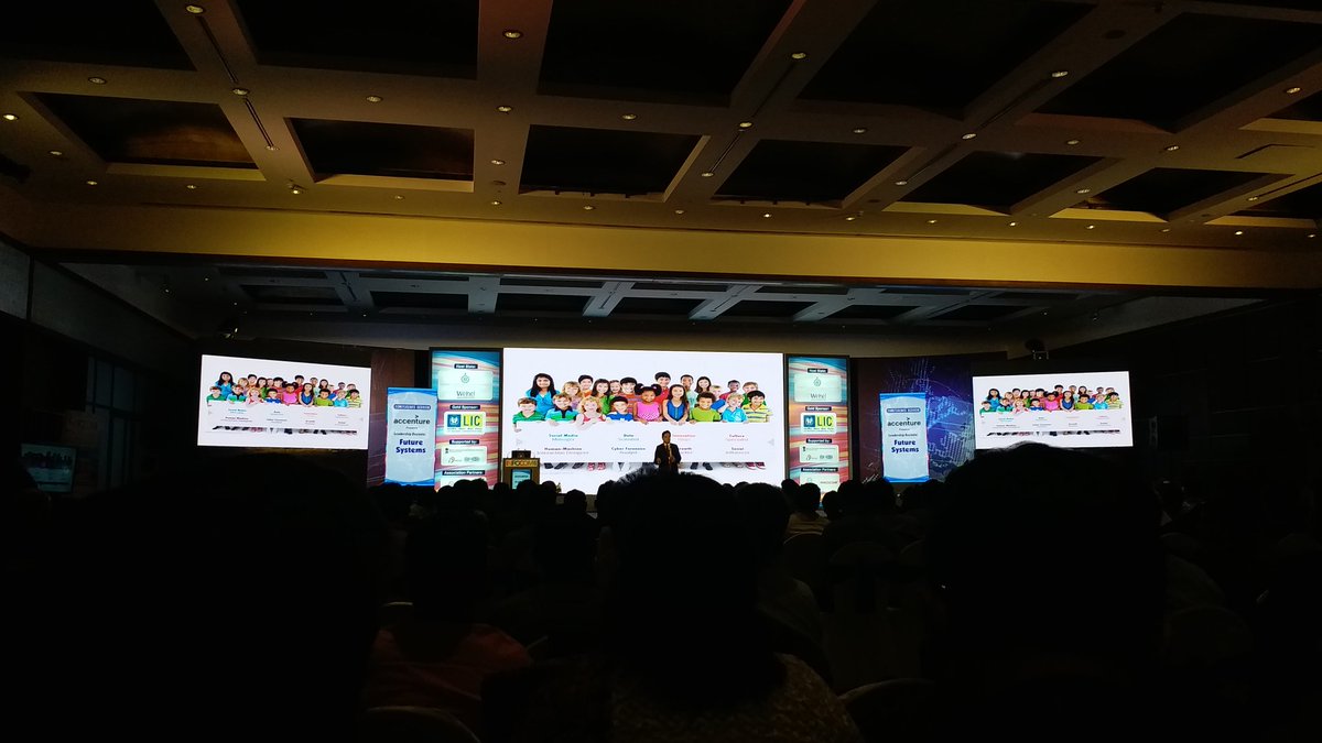shonaliganguli's tweet photo. Interesting perspectives on theme of #INFOCOMCONNECT 2018 - When Digital Becomes Human in #Kolkata. @inBritish is present as an exhibitor and we're excited to present our cultural digital offer at this key conference #InspiredByIndia #70years #BritishCouncilLibrary #LearnEnglish https://t.co/3Nubh9hSL2